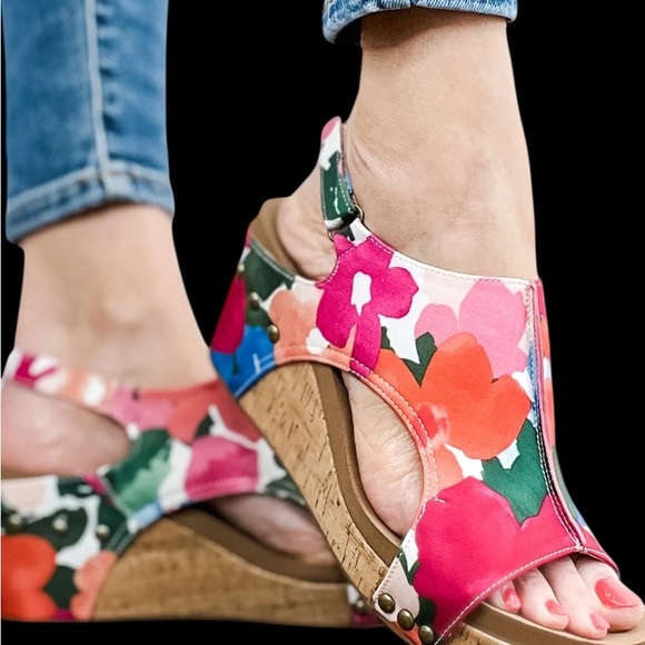 Corkys Shoes - Corkys Carley Floral print wedge sandals size 9